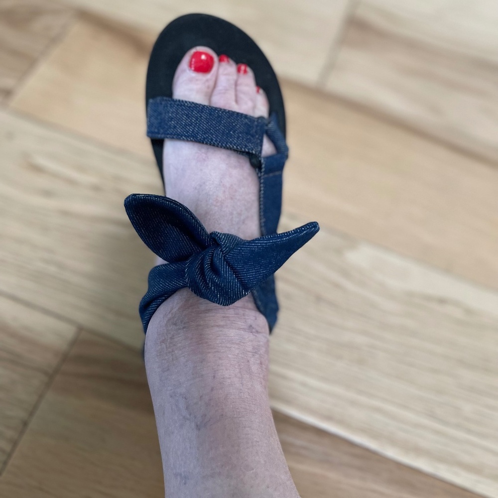 LOEFFLER RANDALL denim sandals, size 8.5 Medium